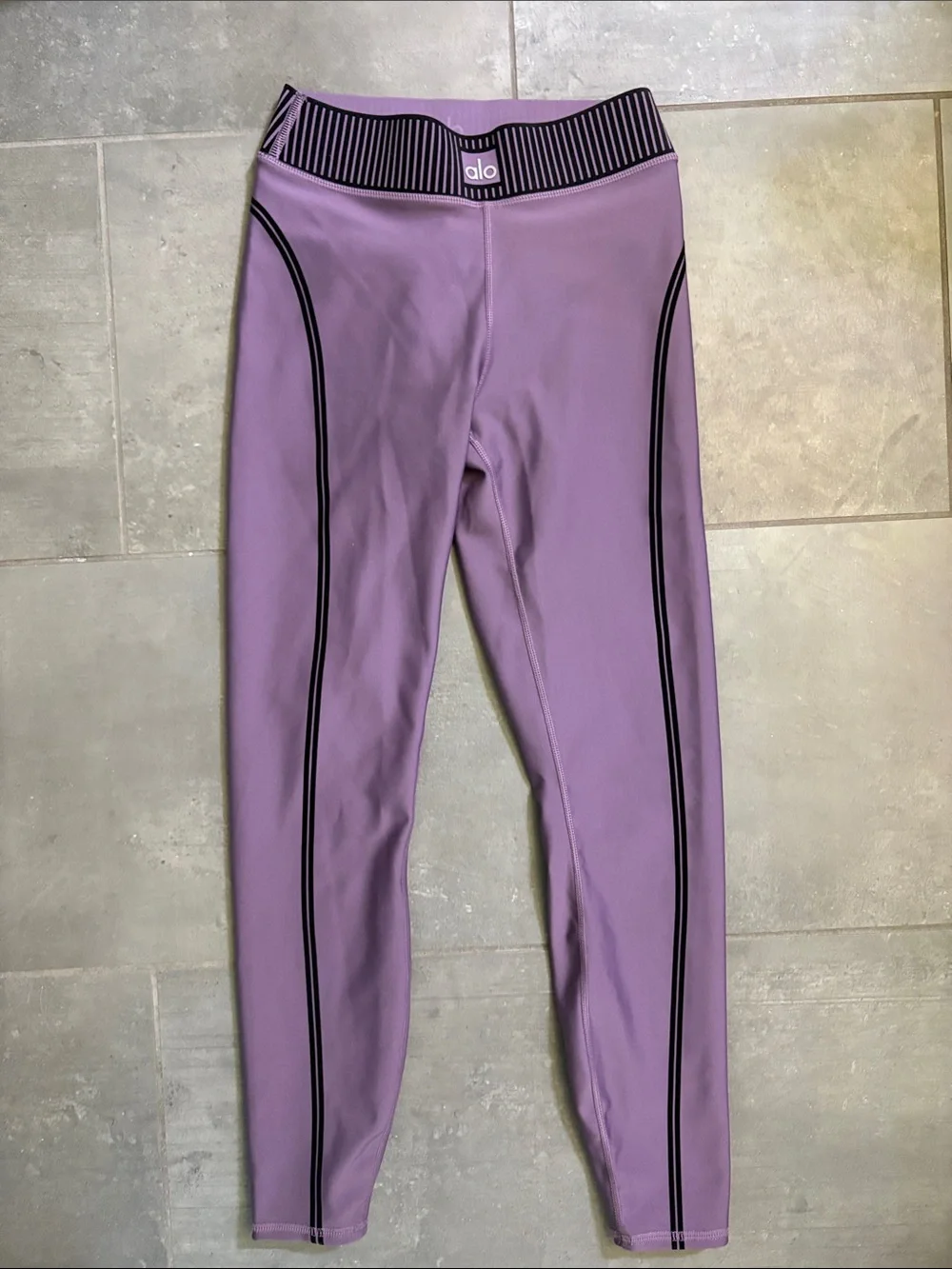 ALO Yoga Lavender Leggings with Black Piping and Striped Waistband